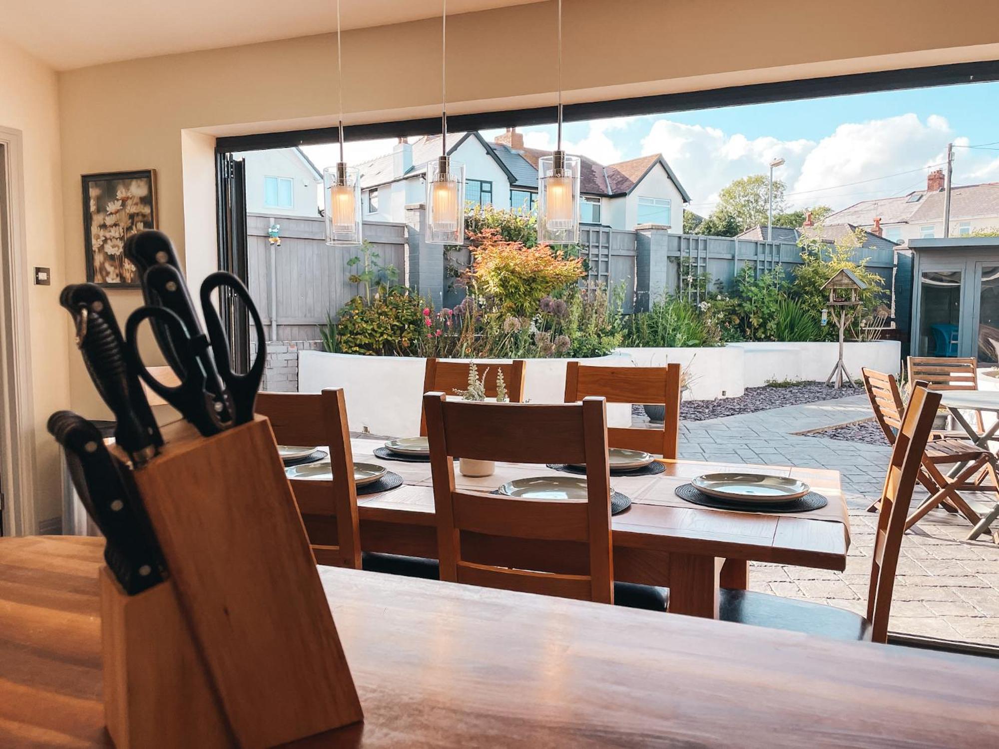 Ty Fry Gardens Villa Cardiff Bagian luar foto
