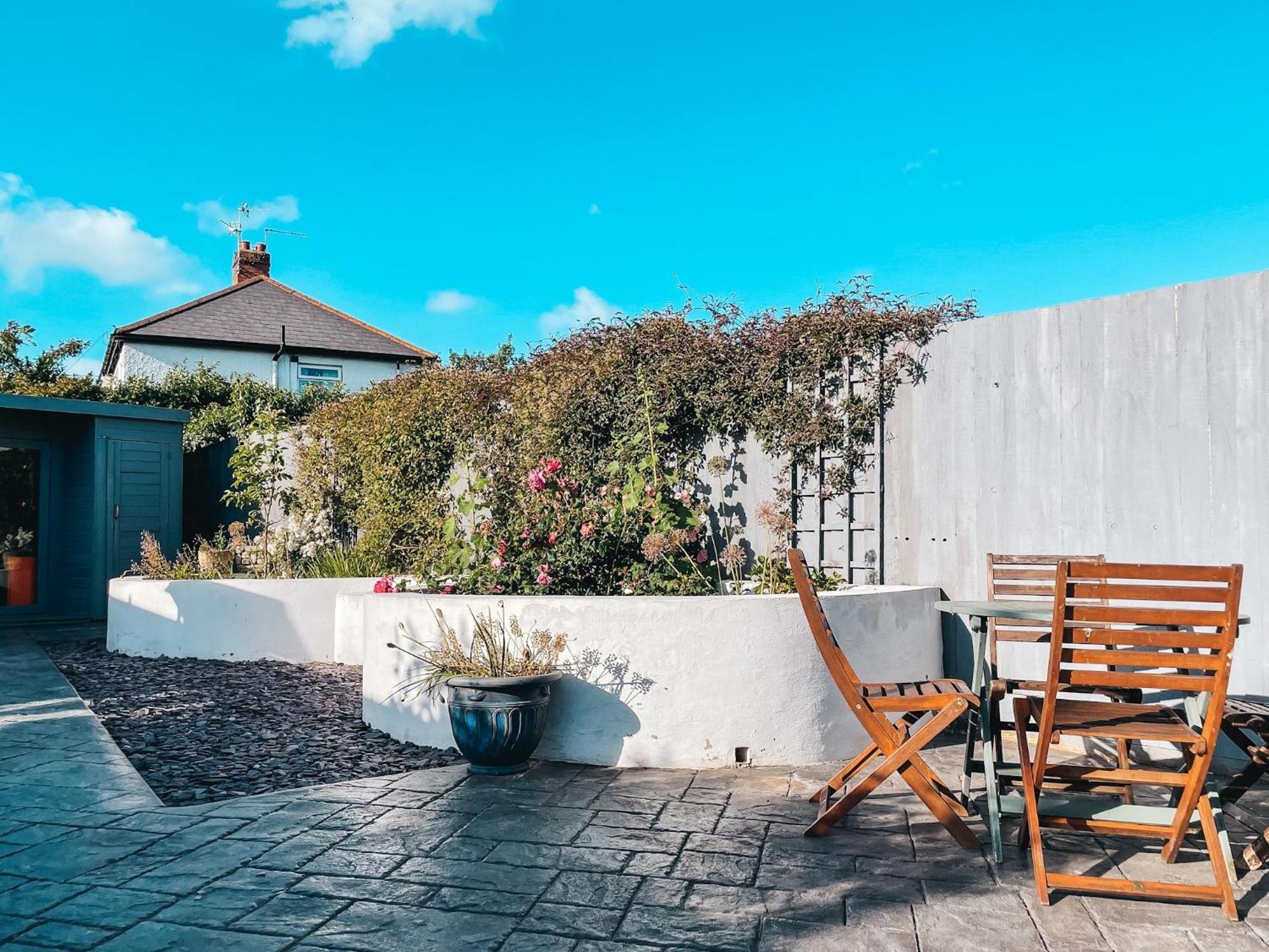 Ty Fry Gardens Villa Cardiff Bagian luar foto
