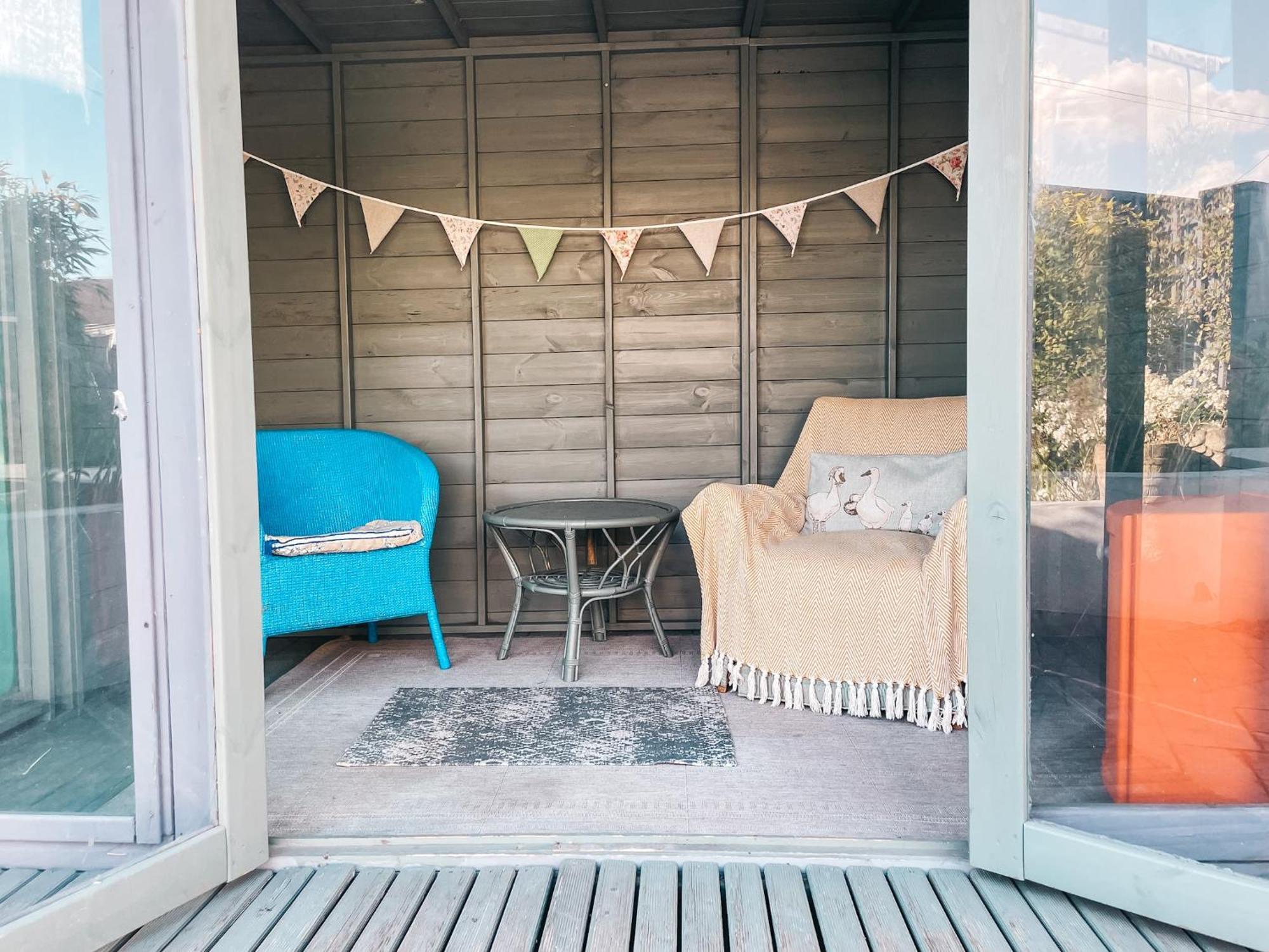 Ty Fry Gardens Villa Cardiff Bagian luar foto