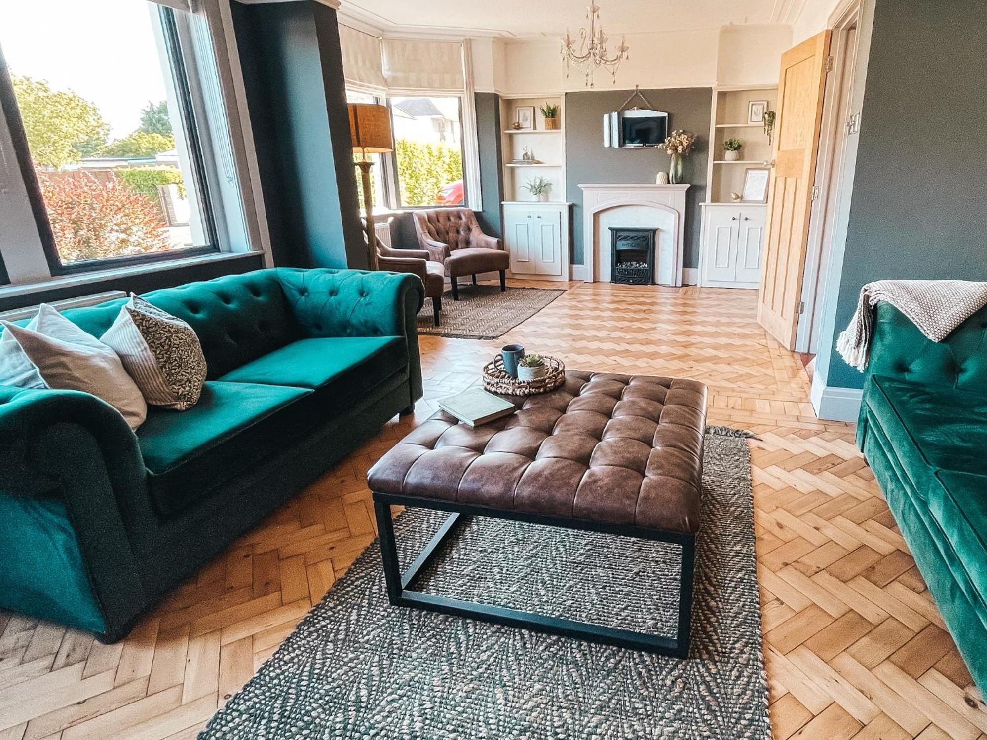 Ty Fry Gardens Villa Cardiff Bagian luar foto